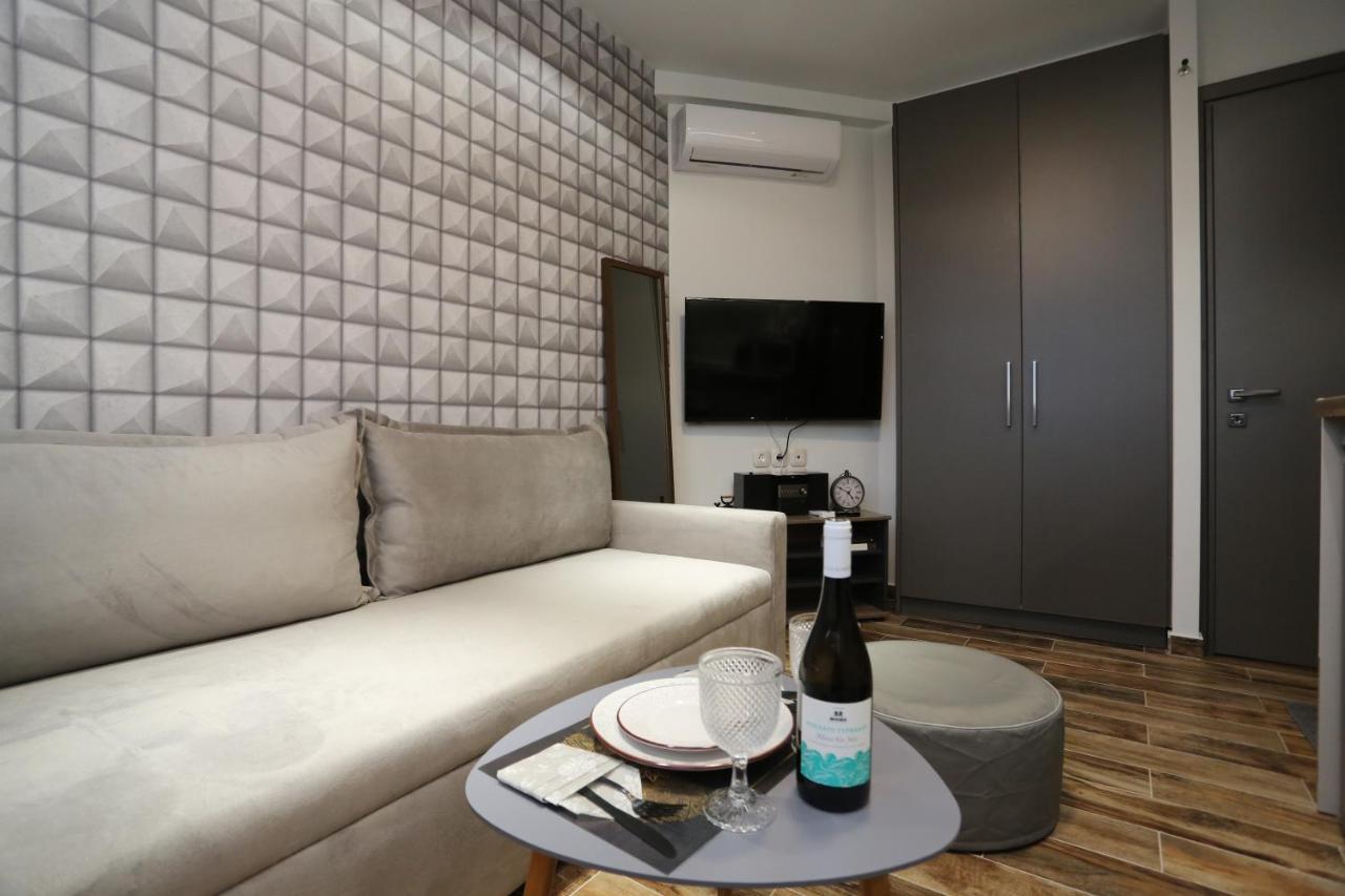 La Larissa Luxury Apartments Dafne מראה חיצוני תמונה